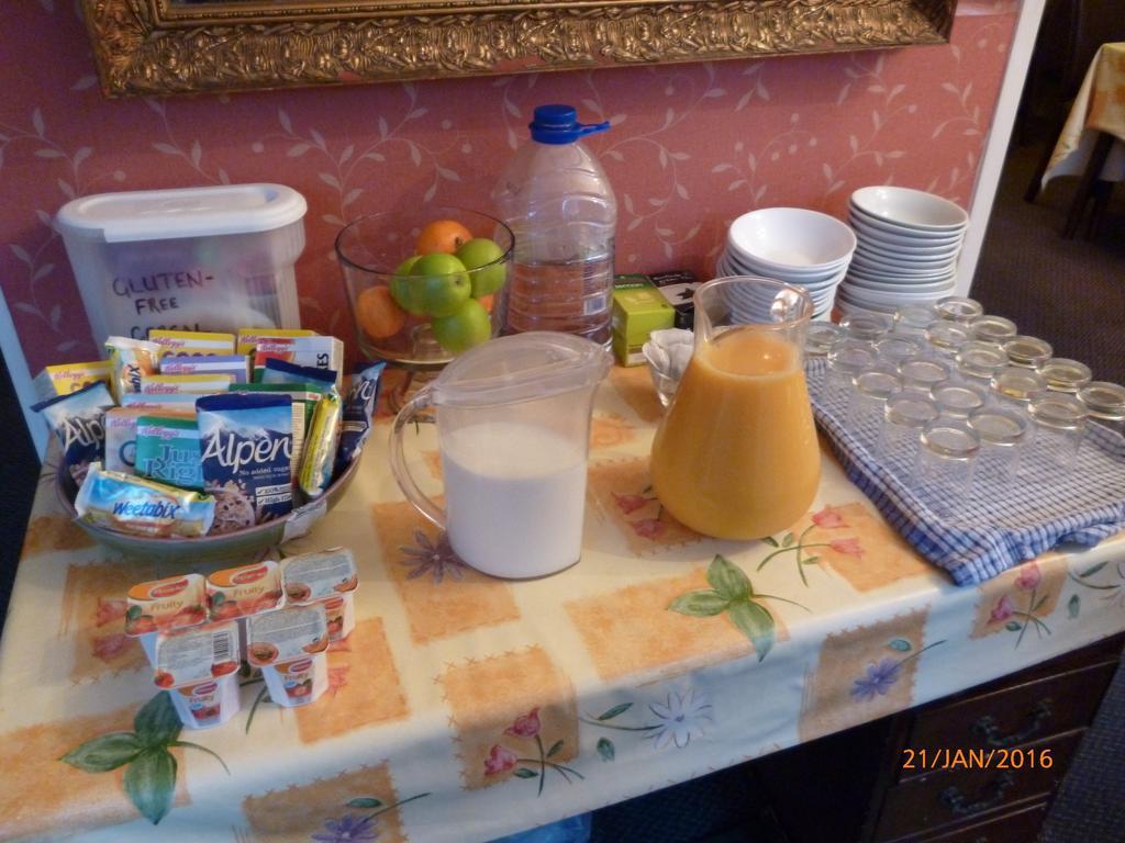Grange Lodge Hotel - B&B Londra Esterno foto