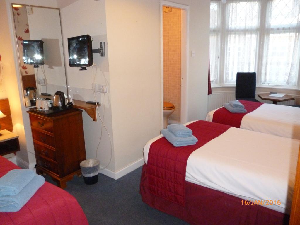 Grange Lodge Hotel - B&B Londra Camera foto
