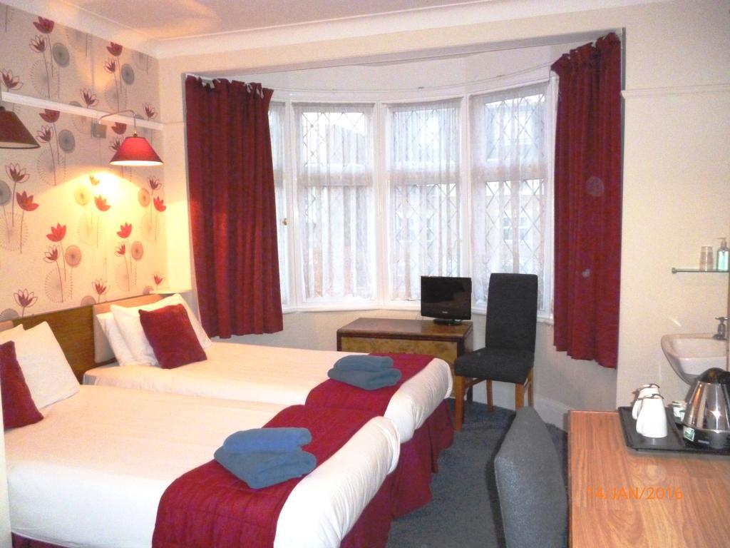 Grange Lodge Hotel - B&B Londra Camera foto