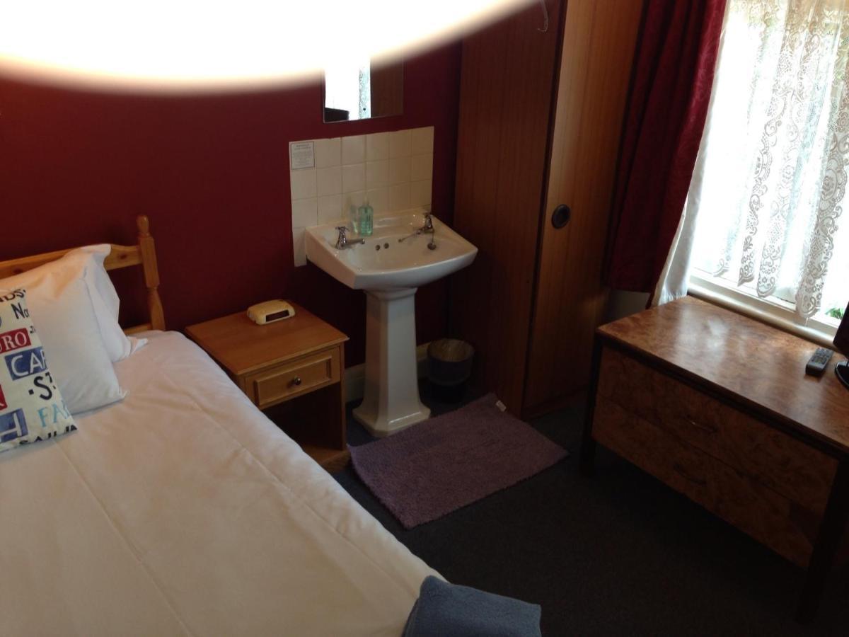 Grange Lodge Hotel - B&B Londra Esterno foto